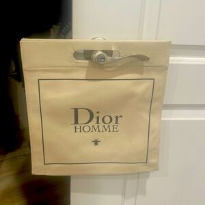 New never used Dior beauty canvas purse⭐️⭐️⭐️⭐️⭐️pictures don’t do it justice